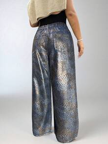 SHEIN Tall CURVE 大码秋季返校季万圣节圣诞节Y2K可爱街头风哥特摇滚科技风生日夜店外出夜店机场金属豹纹动物纹时尚水洗豹纹阔腿牛仔裤 - 彩色 - 查看 2