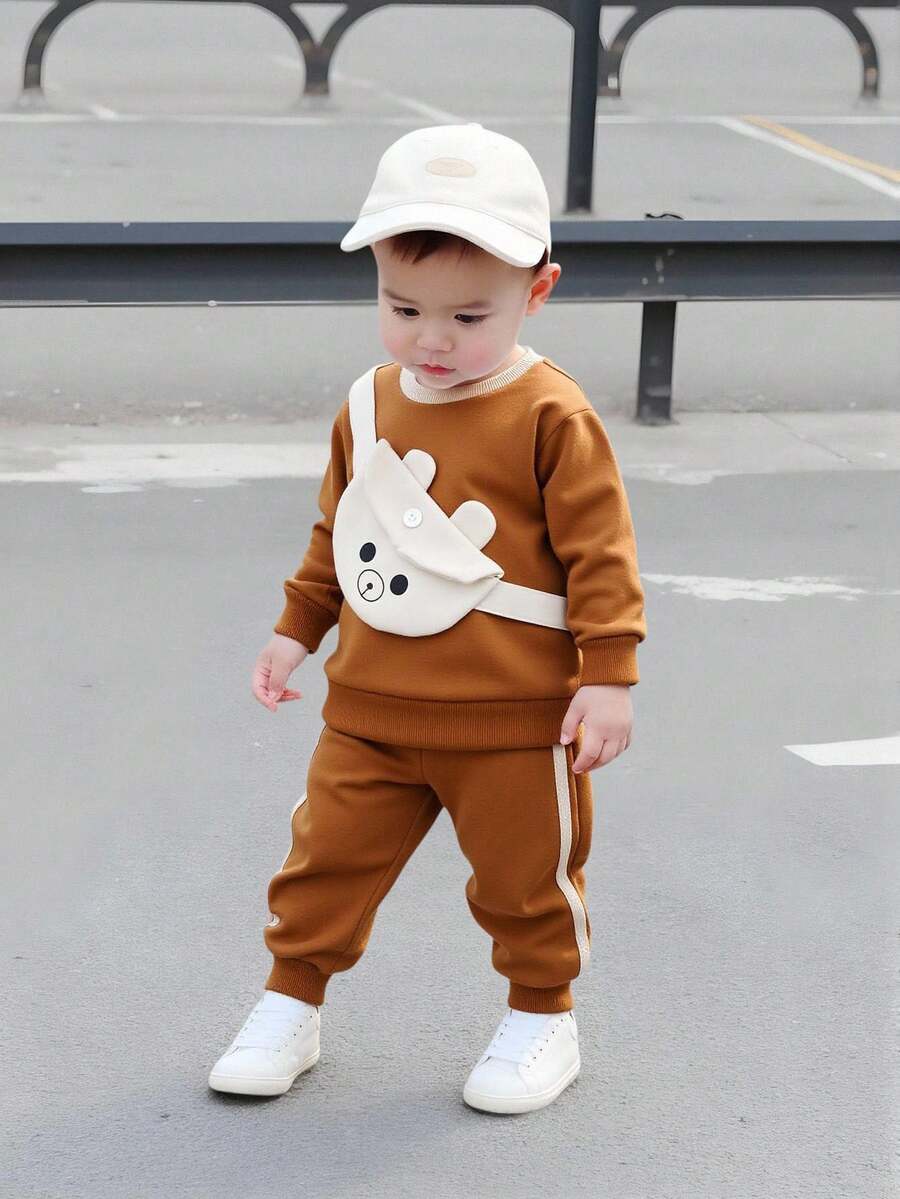 SHEIN 3件套男婴幼儿0-3岁秋冬休闲可爱熊斜挎包+长袖羊毛衫+裤子3件套服装 - 棕色 - 查看 1