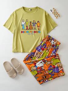 SCOOBY-DOO X SHEIN 大码夏季休闲卡通人像印花短袖T恤和裤子睡衣套装 - 彩色 - 查看 1