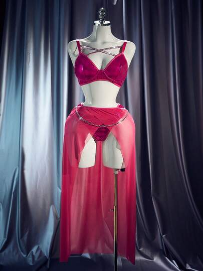 Plus Size Verleidelijke Fuchsia Glamorous Reflective Fabric Deep Neck Top Panties Maxi Skirt Piece Set view 7