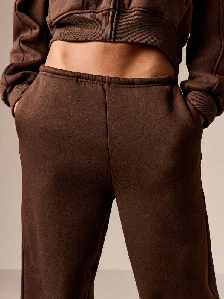 Ribbed Knit Straight Leg Sweatpants