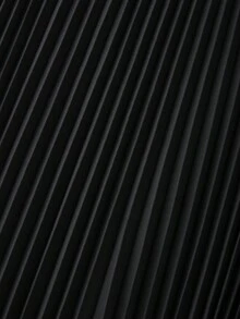 GlowEve CURVE 大码梭织面料女式半身裙，松紧腰设计，金属扣装饰，A字褶裥不对称裙摆，优雅百搭，适合秋冬季通勤、工作及休闲场合穿着。 - 黑色 - 查看 8