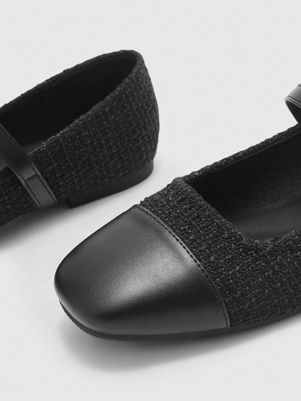 CUCCOO BIZCHIC Women's Buckle Strap Textured Square Toe Flat Shoes, Elegant Mary Jane Flats For Christmas Spring Shoes
