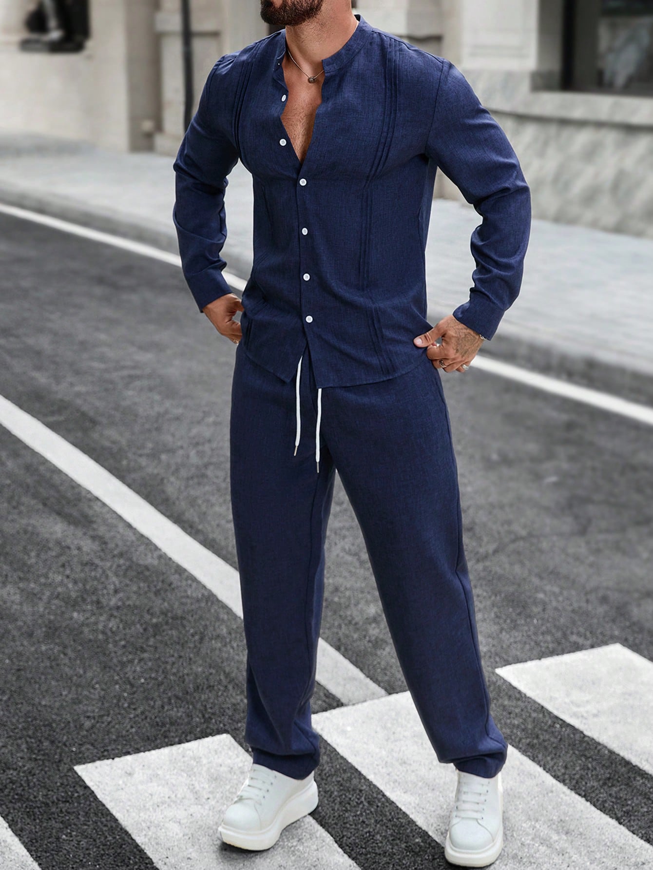 Manfinity CasualCool بدلة كاجوال للرجال تتكون من ق...