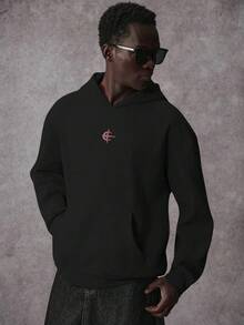 STYNVO 男士字母印花长袖口袋休闲连帽衫 黑色图案连帽衫 加厚连帽衫 男士连帽衫 男士交叉连帽衫 - 黑色 - 查看 1