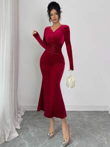 Chiquease Vestido elegante de manga larga con cuello en V, cintura fruncida y bajo de cola de pez ajustado para mujer - Burdeos - Ver 5