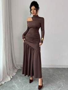 Modelyn 女士优雅咖啡色镂空露肩高领连衣裙，秋冬款 - 咖啡 - 查看 8