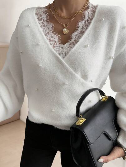 Livesso Suéter holgado de punto elegante con cuello asimétrico retorcido, decoración de perlas brillantes y encaje calado, diseño elegante para Año Nuevo y Navidad