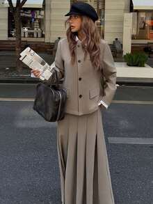 DAZY 女士秋季圆领外套和百褶裙套装商务装 - 卡其色 - 查看 2