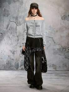 ROMWE Avant Letter Print Off Shoulder Cropped Loose Knit Sweatshirt - Light Grey - View 6