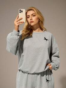 Auralis Ensemble Sweat-shirt-shirt décontracté et pantalon droit à taille cordée, coupe ample, épaule asymétrique, manches longues, Sweat-shirt-shirt et pantalon, ensembles coordonnés printemps/automne pour femmes, ensembles de détente femme 2 pièces, tenue de détente femme, ensemble confortable/costume de sport style collège avec poche brodée/Sweat-shirt-shirt deux pièces/vêtements décontractés automne et hiver à manches longues/Sweat-shirt-shirt style collège et pantalon droit - Gris - Voir 6