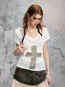 ROMWE Avant 性感Y2K透视深V领交叉金属图案修身女式T恤 - 白色 - 查看 6