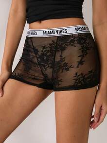 Lowkey Lull سروال داخلي نسائي بخصر مزين بالدانتيل والحروف الأنيق