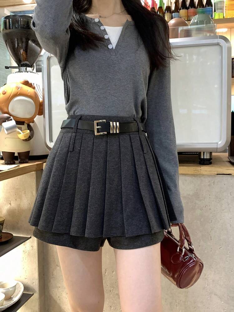 Women's Solid Color Pleated Korean Style Short Skirt, Autumn/Winter Low Rise