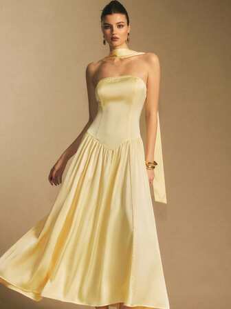 Poéselle Women's Solid Color Pleated Ruffle Design Dress, Elegant