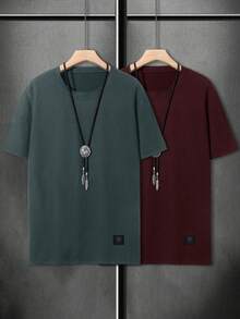 Manfinity Homme 2 chiếc áo thun tay ngắn cổ tròn in họa tiết thường ngày cho nam - Màu Đỏ Sâu - Xem 2
