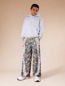 SUMWON Camouflage Track Pants With White Side Stripes Wide Leg Elastic Waist Fall Winter Streetwear Casual Loose Fit Vacation - Army Green - View 3