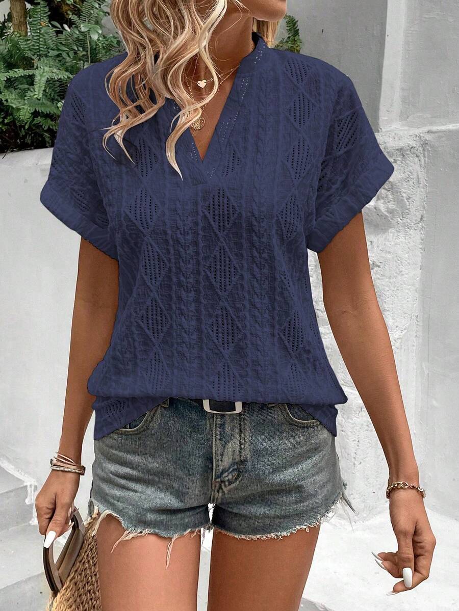 EMERY ROSE Áo thun nữ cổ chữ V tay ngắn họa tiết hình học thường ngày - Màu xanh lam - Xem 1