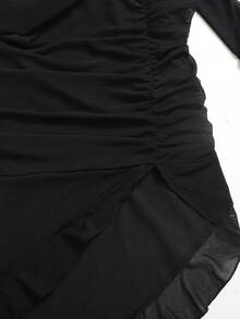 SHEIN 少女優雅正式黑色秋季針織長洋裝，長袖圓領不對稱下擺荷葉邊修身洋裝，適合晚宴派對與萬聖節 - 黑色 - 查看 3