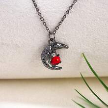 ROMWE Goth 哥特式暗月吊坠项链，万圣节项链 - 槍黑色 - 查看 3