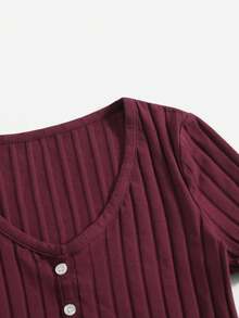 SHEIN EZwear 女士纯色V领单排扣短袖罗纹休闲T恤 - 紫紅色 - 查看 5