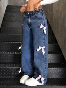 SHEIN Jeans di jeans ampi e casual con fiocco decorativo per ragazze adolescenti, autunno - Blu lavato medio - Visualizzare 5