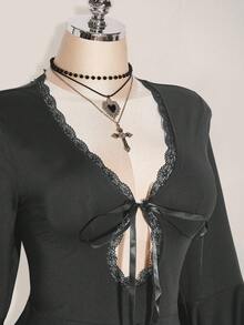SHEIN ICON 大码V领蕾丝拼接喇叭袖针织连衣裙，性感V领露背蝴蝶结迷你连衣裙，Y2K风格，万圣节服装 - 深灰色 - 查看 5