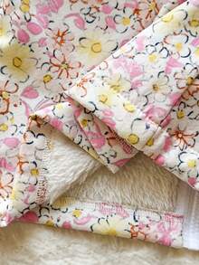 SHEIN Vintaside Kids معطف مقنع بطبعة زهور صغيرة للبنات الرضع، إغلاق بسحاب، بطانة حرارية، ملابس خارجية شتوية عصرية وكاجوال - وردي فاتح - مشاهدة 6