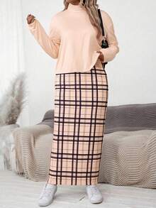 EMERY ROSE Plus Size Casual Solid Color Turtleneck Top And Retro Plaid Print Skirt 2 Pieces Set - Multicolor - View 1
