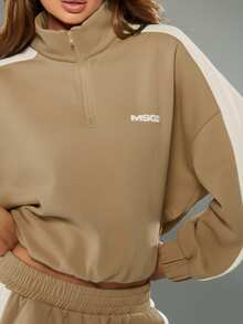 MISSGUIDED 半拉链宽松卫衣，撞色条纹和漏斗领设计，打造休闲周末舒适造型 - 卡其色 - 查看 5