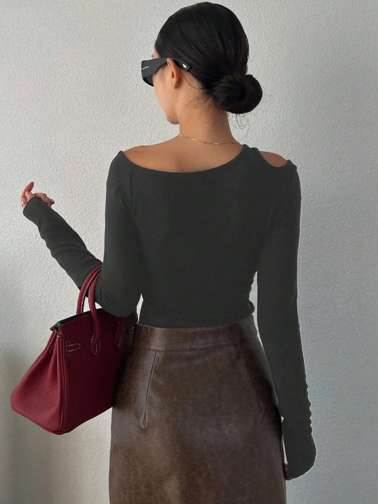 1pc Women's Solid Color Fitted Long Sleeve Cutout Shoulder T-Shirt Y2k
