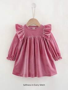 Cozy Pixies Kleine Mädchen Einfarbiges Samt Kleid mit Flügelärmel - Pink - Übersicht 1