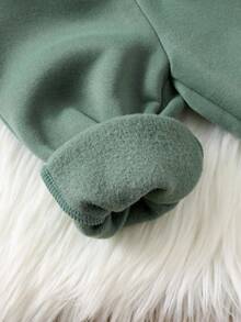 SHEIN 2 Stücke/Set Kleinkind Jungen/Mädchen Herbst & Winter Outfit, Patchwork Farbblock Kapuzenpullover Langarm Sweatshirt und Strickjose Set, bequem, lässig, täglicher süßer Buchstabengrafik einfacher Stil Basics, geeignet für Innen, Außen, Skifahren, tägliches Tragen, Sport, Spiel, Party, Fotoshooting, Urlaub