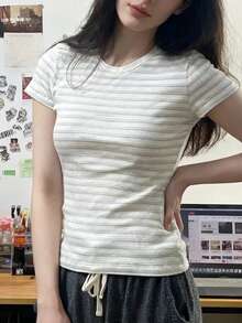 SHEIN 1 件女式多色条纹圆领短袖休闲 T 恤 - 彩色 - 查看 1