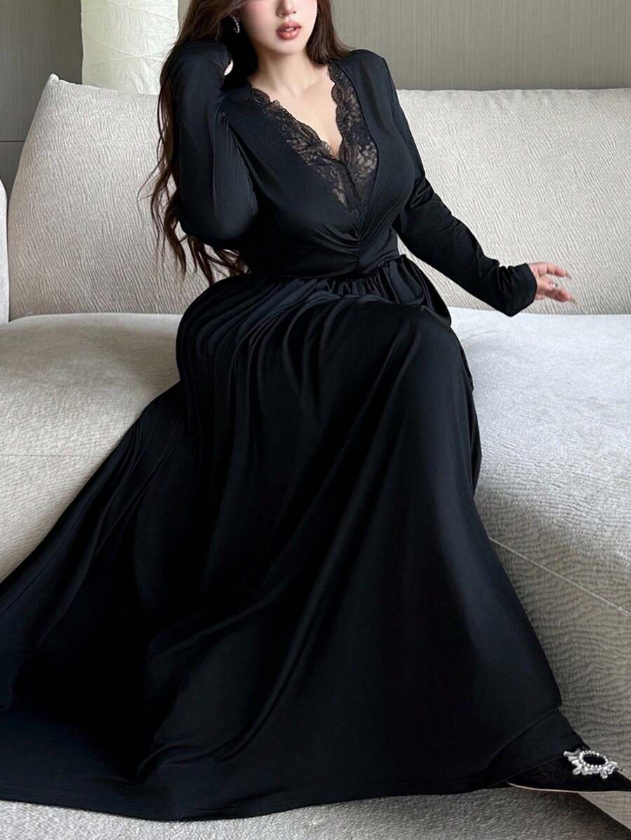 Flirla 黑色蕾丝拼布V领长袖连衣裙，修身，收腰，优雅性感，大码 - 黑色 - 查看 1