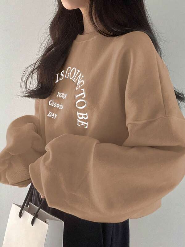 DAZY Sudadera corta con forro térmico y bordado de letras para mujer