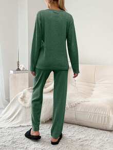 SHEIN Cottnline Butterfly & Letter Embroidery Rib Knit Homewear Set - Green - View 2
