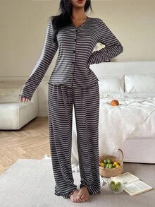 Snug Zone 女士针织休闲宽松条纹印花上衣和裤子家居服套装，秋冬舒适优雅服饰细节 - 黑色 - 查看 4