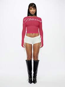 SUMWON WOMEN Long Sleeve Crop Top With Script Text Graphic Print Fitted Casual Fall Winter Fashion - Hot Pink - View 3