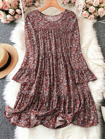 SHEIN PETITE CURVE Plus Size Women Vacation Plant Print Round Neck Flare Sleeve Ruffle Hem Casual Dress