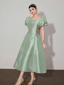 Modelyn Váy midi tay bồng thêu hoa dự tiệc thanh lịch dành cho nữ - màu xanh lá - Xem 8