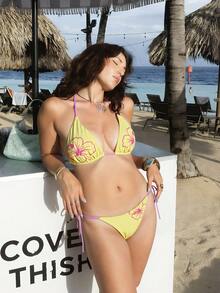 Bonvoyette 两件套印花三角挂脖性感比基尼套装，女士泳装 - 彩色 - 查看 1