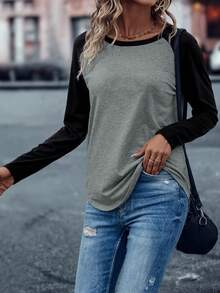 SHEIN LUNE 撞色拼接插肩袖T恤图案女式上衣 - 深灰色 - 查看 4