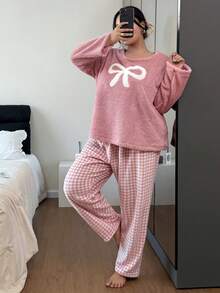 SHEIN 两件套加大码女式冬季抓绒蝴蝶结刺绣长袖上衣和格子裤睡衣套装，蓬松舒适 - 藕粉色 - 查看 2