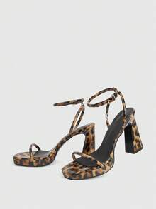 CUCCOO LuxiPop 女士方头厚底高跟凉鞋，时尚简约设计，适合外出、夜店、派对、返校、万圣节、圣诞派对等场合。 - 棕色 - 查看 5