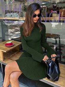 Aloruh 休闲纯色修身长袖女式毛衣连衣裙 - 軍綠色 - 查看 5