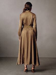 Anewsta 优雅通勤系带卡其色长袖缎面连衣裙（女款） - 卡其色 - 查看 3