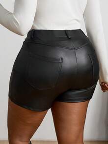 SHEIN PETITE CURVE Große Größen einfarbige Shorts mit schräger Tasche und hoher Taille aus PU-Leder - Schwarz - Übersicht 2