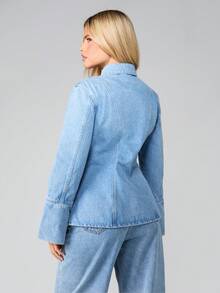 MISSGUIDED Light Wash Denim Jacket Button Front Collared Lapel Structured Casual Outerwear Classic Western Style Spring Fall - Blue - View 2