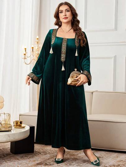 Al Najma Plus Size Women's Square Neck Long Sleeve Sequin Tassel Luxurious Elegant Arabic Style Party Dress